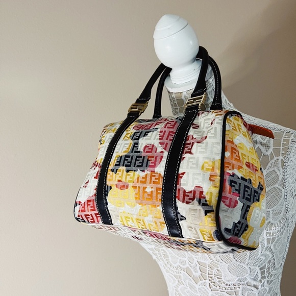 Authentic Fendi Bag - Picture 3 of 15